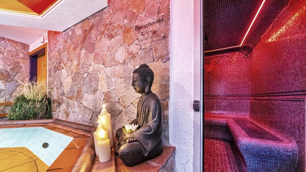 Hotel Brunnhofer Tirolo Luaran gambar