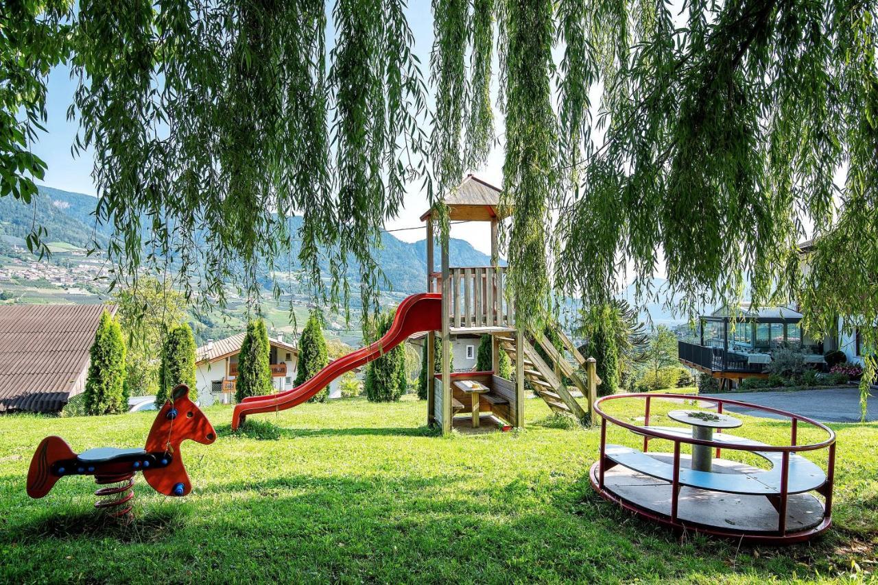 Hotel Brunnhofer Tirolo Luaran gambar