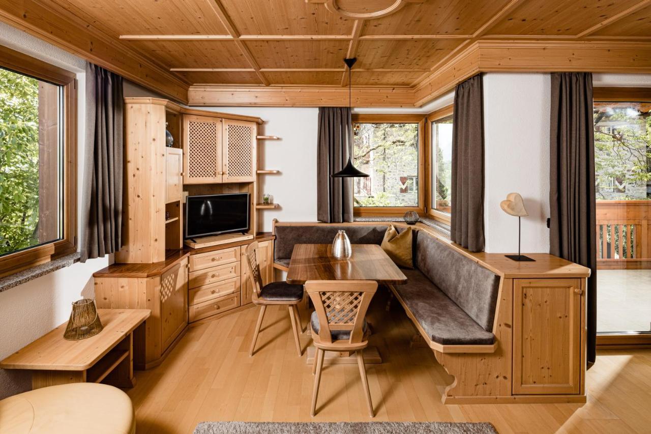 Hotel Brunnhofer Tirolo Luaran gambar